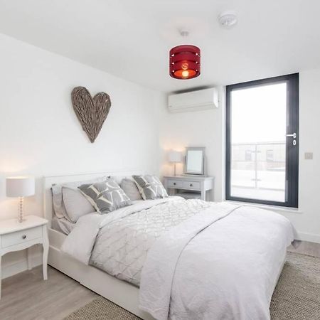 2 Bedroom Penthouse - Large Balcony - Minster View Йорк Екстериор снимка