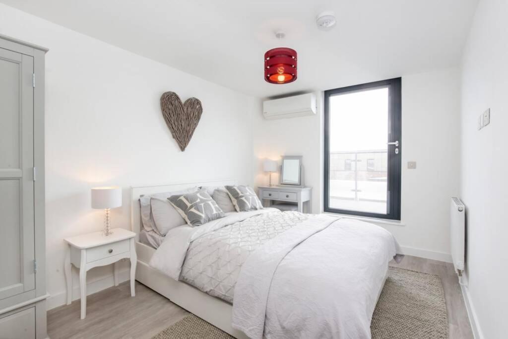 2 Bedroom Penthouse - Large Balcony - Minster View Йорк Екстериор снимка